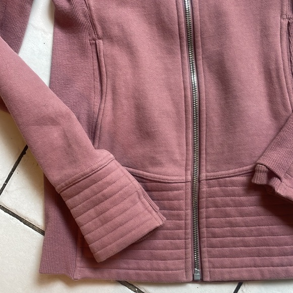 Lululemon Radiant Jacket II in Spanish Rose Size 2 - Picture 4 of 6
